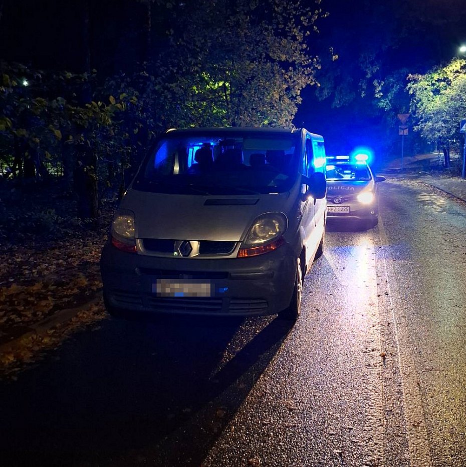 alt='Zlekceway sdowe zakazy. Prowadzi busa po alkoholu'