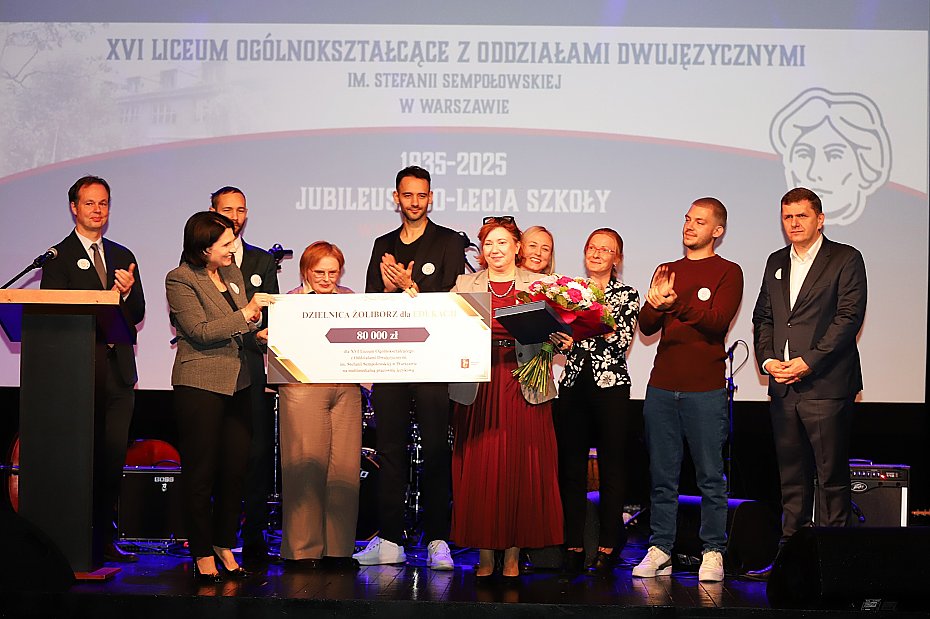 Szkoa z francuskim akcentem wituje jubileusz