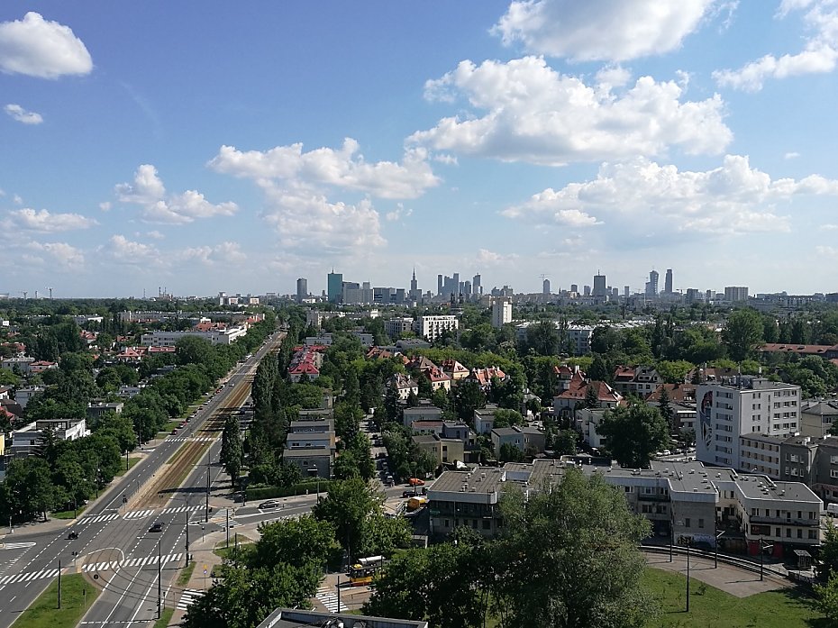 alt='Żoliborzanie toną w długach. Nie chcą odpracowywać zaległości'