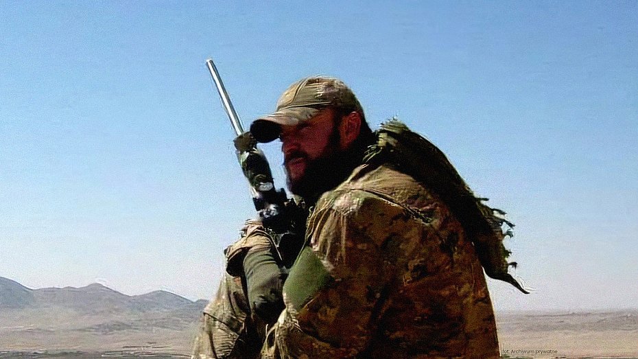 alt='Weteran i autor "Snajpera" spotka się z warszawiakami w bibliotece przy Koszykowej'