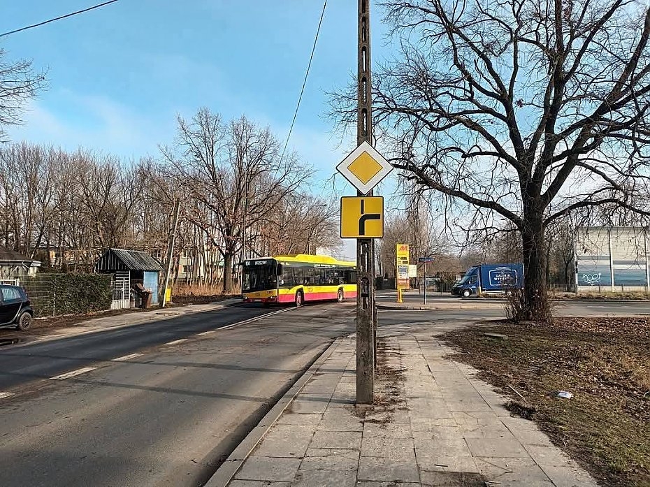 alt='Cud na Białołęce. Dożyliśmy przebudowy tej ważnej ulicy'