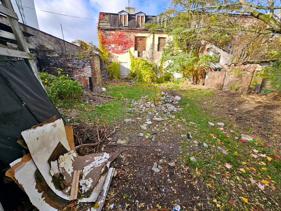 Furtka pod napiciem. Stranicy miejscy poraeni prdem