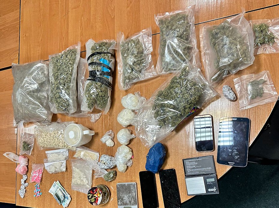 Bemowscy policjanci rozbili grup narkotykow