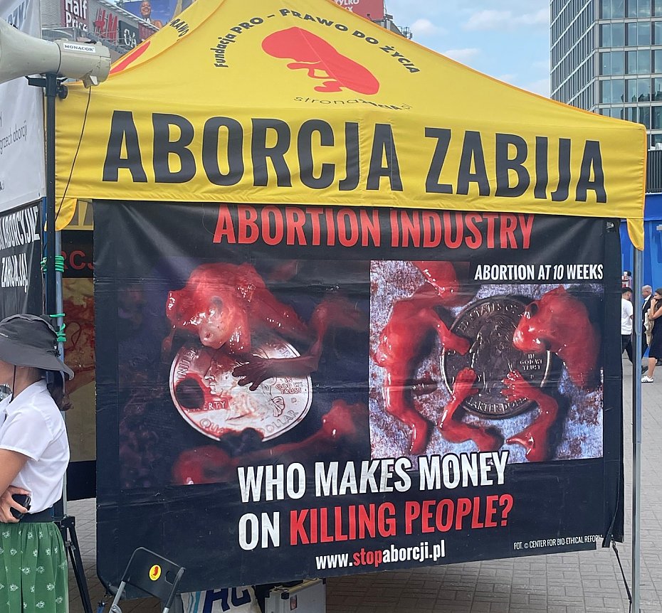 alt='Drastyczne zdjcia przy stacji metra. Czy ratusz moe co z tym zrobi?'