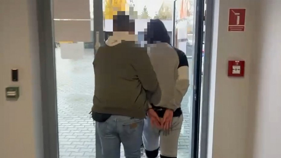 Piciu nastolatkw zatrzymanych za brutalny atak na 18-latka