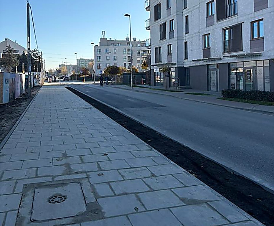 Chodnik przy Batalionw Chopskich gotowy szybciej ni planowano