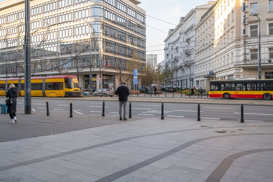 alt='ZDM zbuduje nowe przejcie dla pieszych przez Aleje Jerozolimskie'