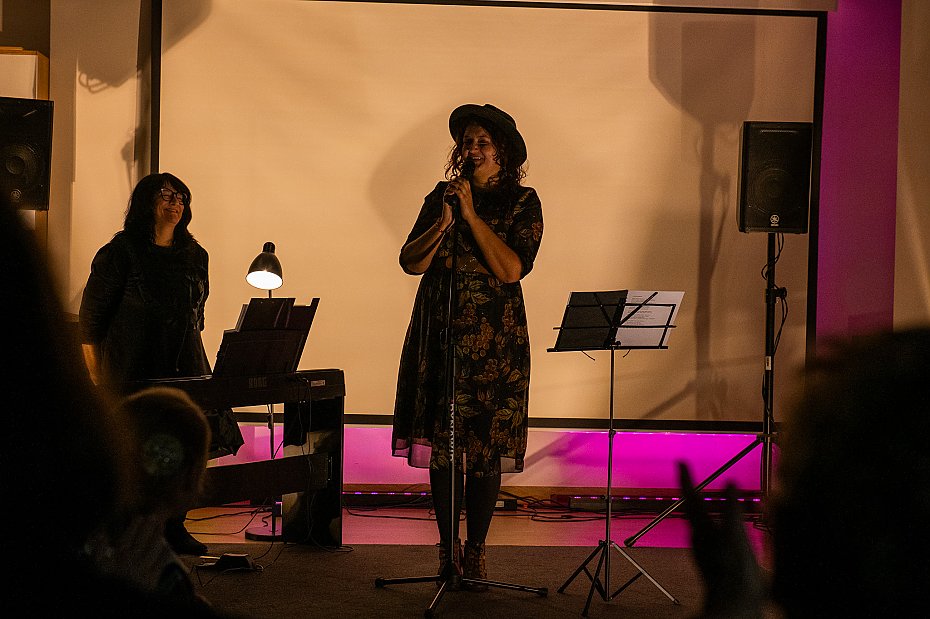 alt='Wyjtkowy wieczr na Bemowie. Peen muzyki i taca'