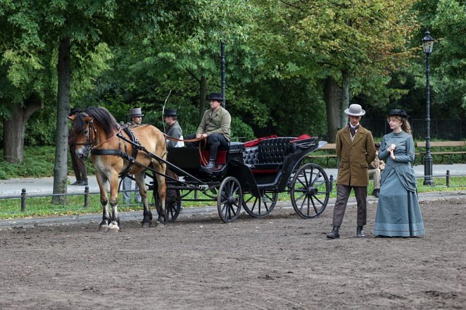 alt='Filmowcy zamkn na weekend Aleje Ujazdowskie'