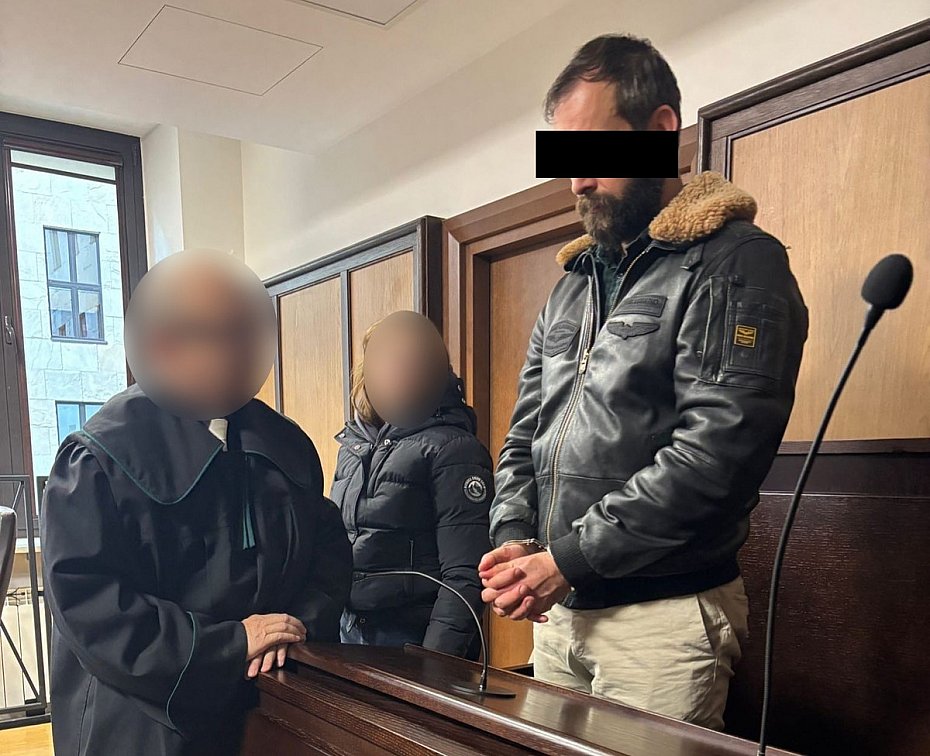 alt='Kilkadziesit osb zatrzymanych. Stoeczni policjanci podsumowuj dziaania'