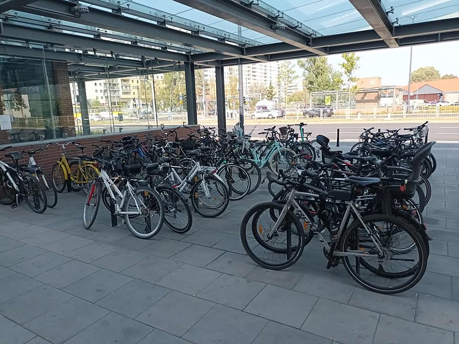 Jedenacie nowych stojakw na rowery