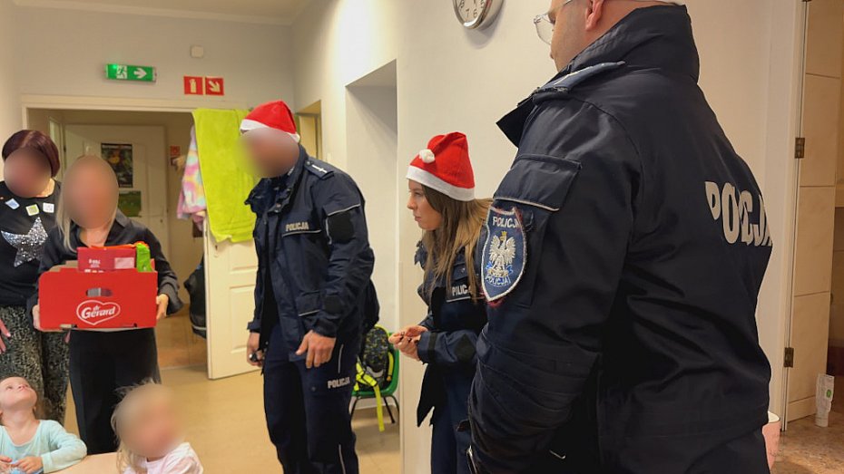 �wi�teczny gest policjant�w z Mokotowa