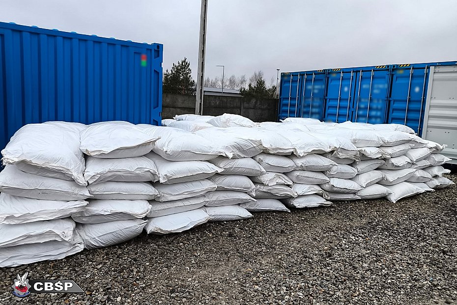 alt='Udana akcja sub. 63 tony nielegalnego tytoniu'