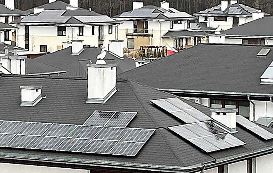 alt='Nowa metoda oszustw: podszywanie si pod kontrolerw fotowoltaiki'