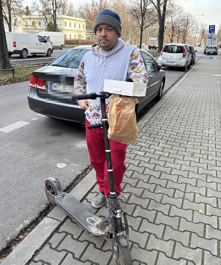 Policja szuka mczyzny, ktry uszkodzi samochd