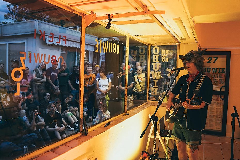 Metamorfoza na bazarku. Pawilon 27 peen kultury