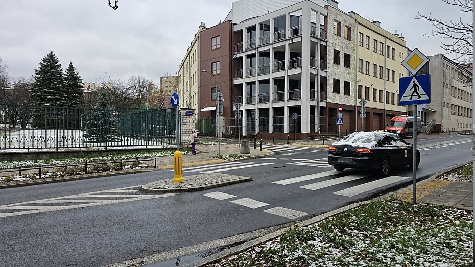 alt='Kierowcy masowo �ami� zakaz na Potockiej. Radny chce zmian, urz�dnicy m�wi� "nie"'