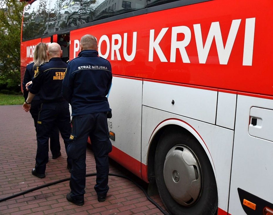 alt='Ponad 9 litr�w krwi dla potrzebuj�cych. Udana akcja'