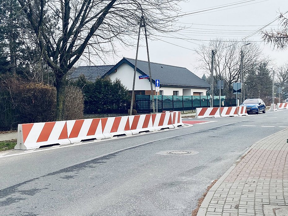 Drogowy rekord absurdu. Mieszka�cy oburzeni