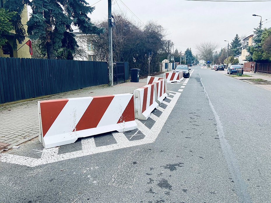 Drogowy rekord absurdu. Mieszka�cy oburzeni