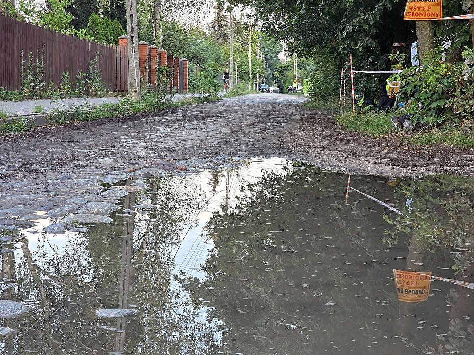 "�opaty pami�ci" dla Zenk�w z Wiklinowej. Mieszka�cy drwi� z urz�dnik�w