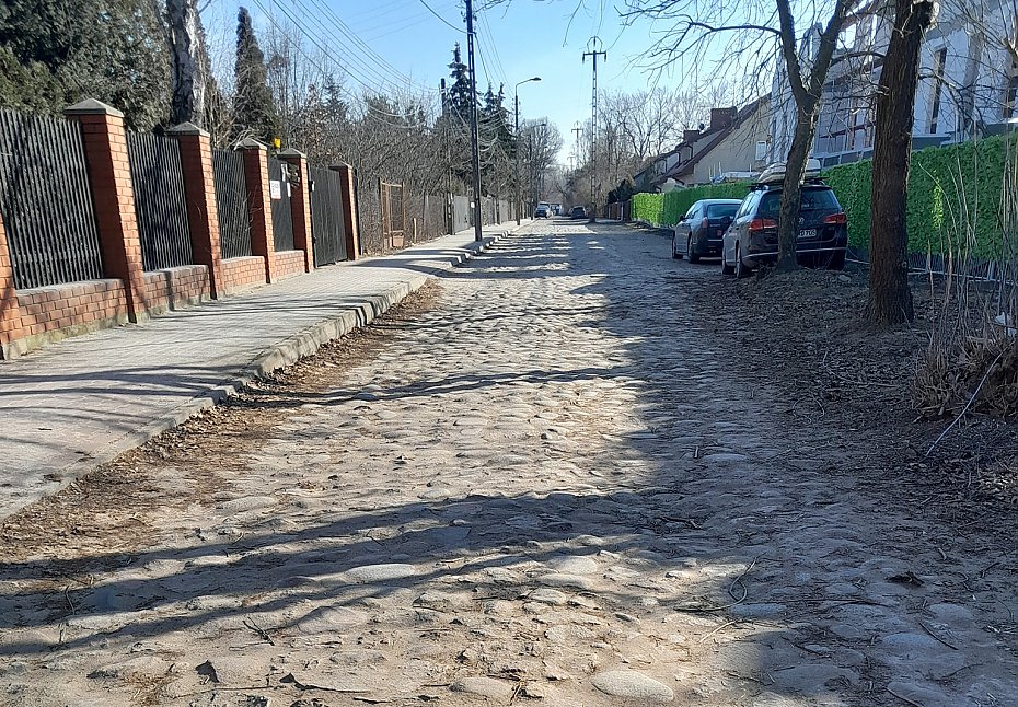 "�opaty pami�ci" dla Zenk�w z Wiklinowej. Mieszka�cy drwi� z urz�dnik�w