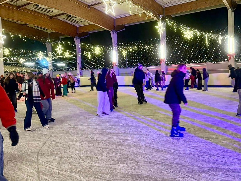 Drugie i bezp�atne sezonowe lodowisko w Wawrze?