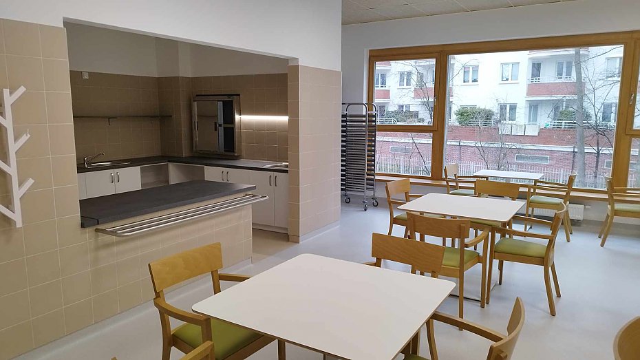 alt='CAM ha�asuje w nocy. Mieszka�cy skar�� si� na wentylatory'