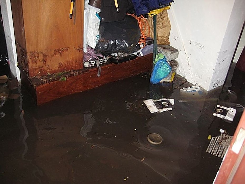 Zalewane ulice Fortu Radiowo doczekaj� si� odwodnienia? Bemowo szuka rozwi�za�