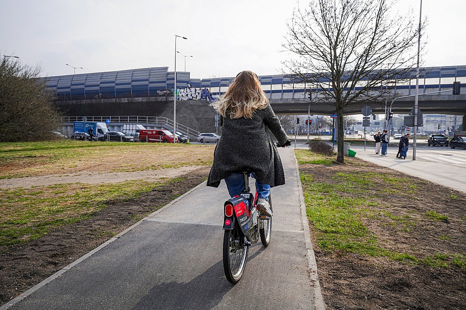 alt='Bielany i �oliborz zyskaj� kolejne asfaltowe �cie�ki rowerowe?'