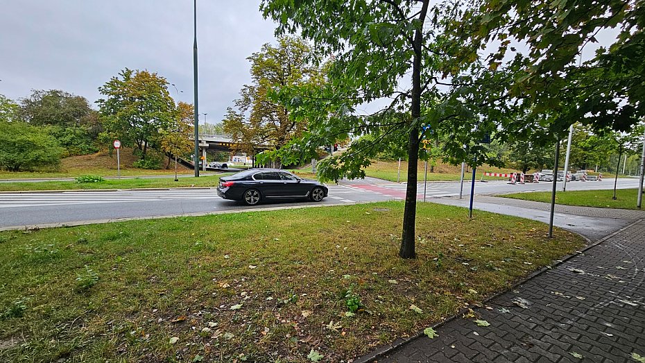 Co jest nie tak ze �wiat�ami na w�le Krasi�skiego?