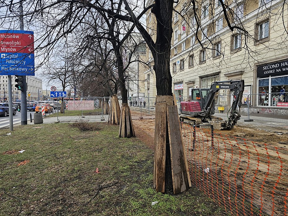 alt='Start przebudowy al. Jana Paw�a II. Powstanie droga rowerowa i trzy parki kieszonkowe'