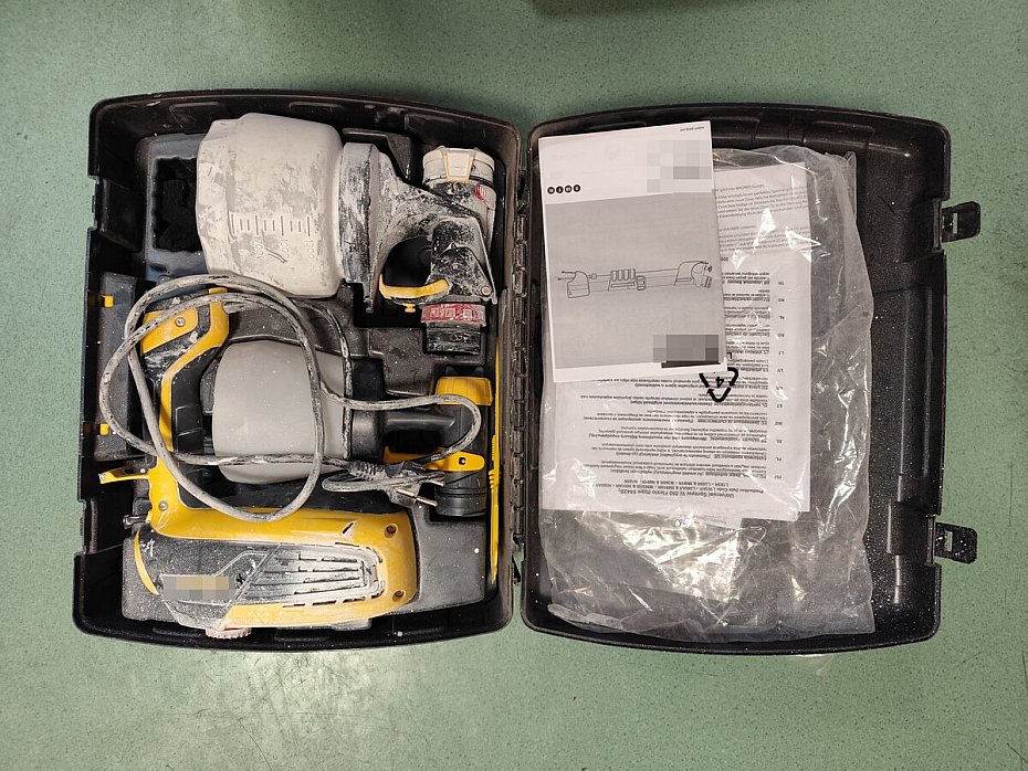 alt='W�ama� si� do piwnicy i wr�ci� nast�pnego dnia. Zatrzymali go mieszka�cy'