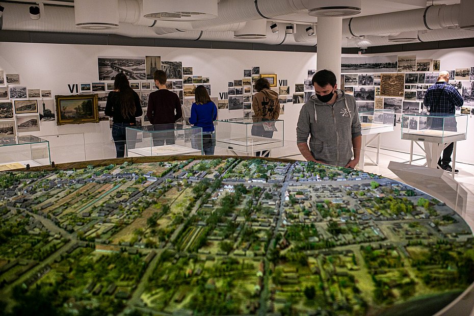 alt='Poznaj histori� warszawskiej Pragi. Oprowadzania po wystawie w muzeum'