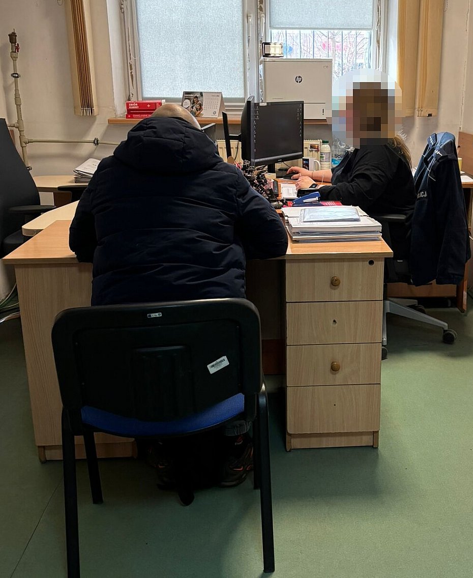 alt='Pr�bowa� ukra�� rower. Grozi� ochroniarzowi �mierci�'