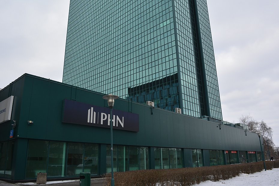 Konserwator nie uratuje Intraco. Pierwszy warszawski "drapacz chmur" do rozbi�rki