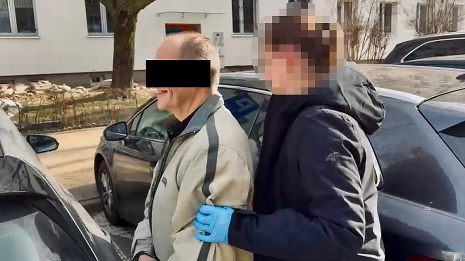 alt='Ukrad� rower elektryczny dostawcy jedzenia. Policja szybko go namierzy�a'