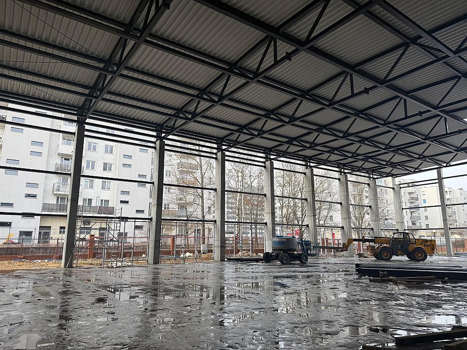 Hala Bia�o��ckiego O�rodka Sportu ro�nie w oczach. Zagl�damy na budow�