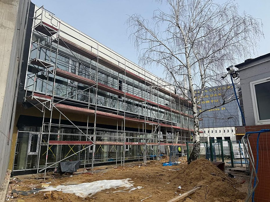 Hala Bia�o��ckiego O�rodka Sportu ro�nie w oczach. Zagl�damy na budow�