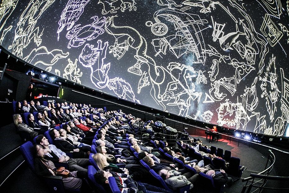 alt='Chaos i harmonia - niezwyk�y pokaz matematyki w Planetarium'