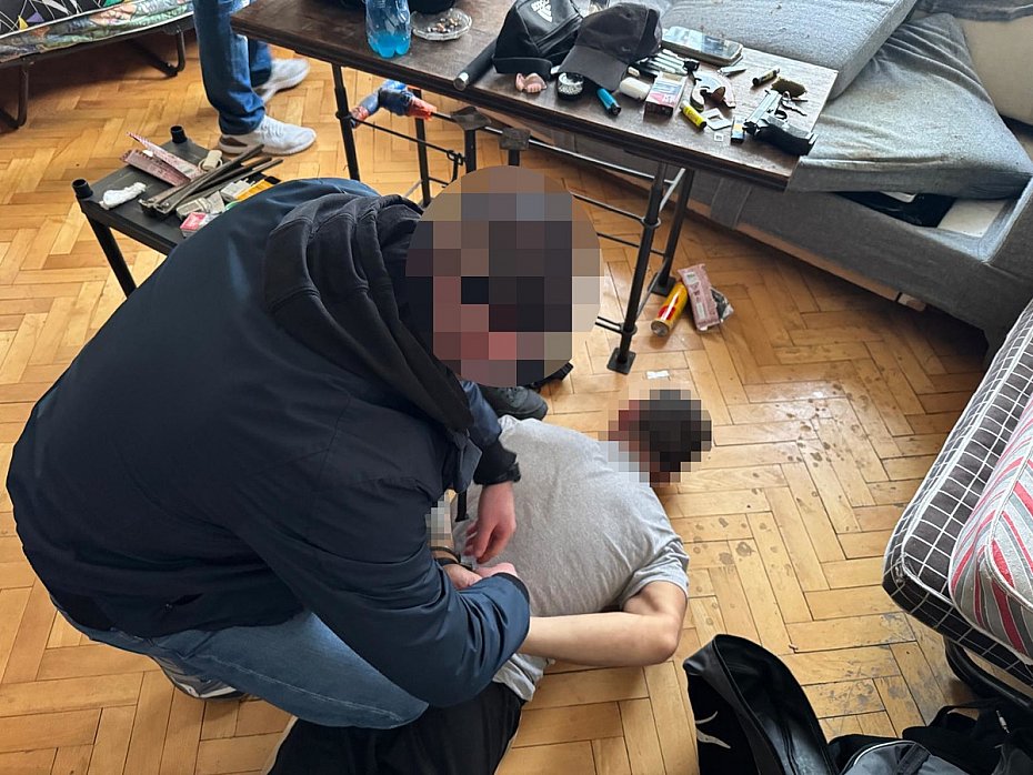 alt='Strzela� w stron� szko�y. Zatrzymany 43-latek'