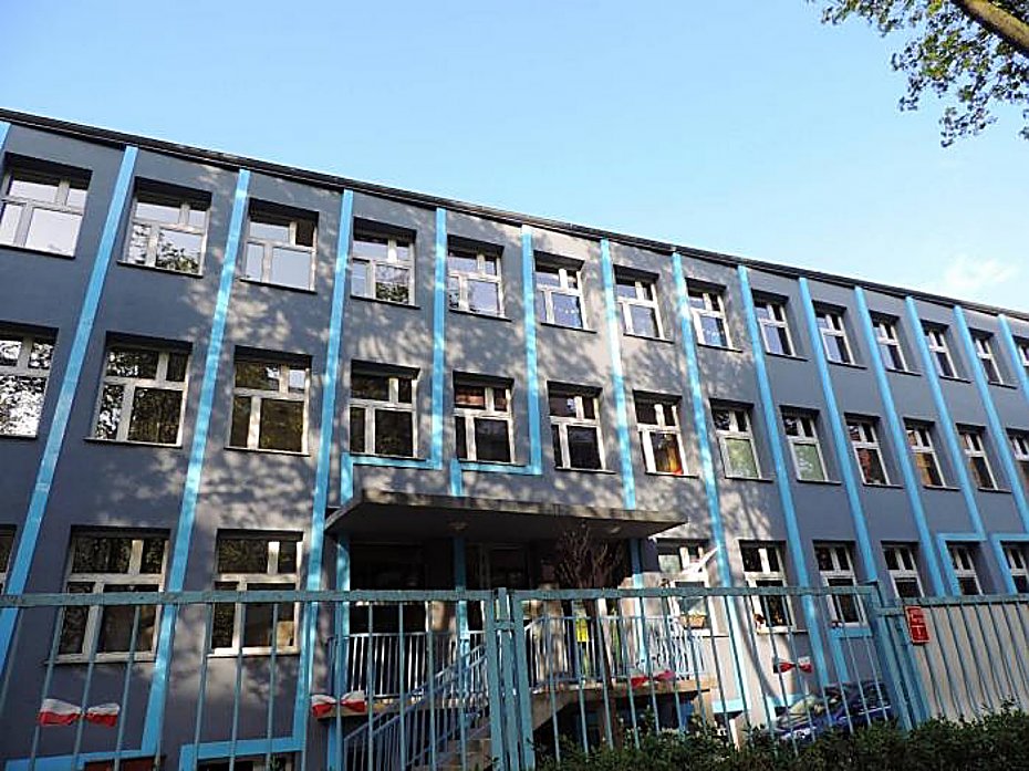 Podstaw�wka z szans� na nowy plac zabaw