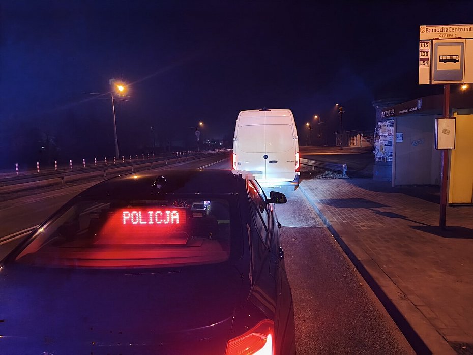 alt='122 km/h poza miastem i surowa kara. Nowe przepisy ju� obowi�zuj�'