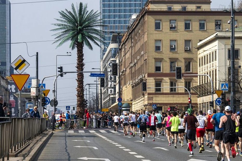 alt='P�maraton Warszawski 2026. Lista zamkni�tych ulic i objazd�w'