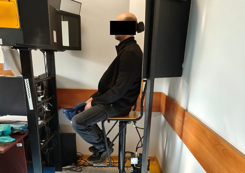 alt='Ukrad� katalizator, wpad� z narkotykami'