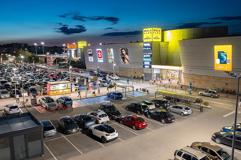 alt='Wola Park: d�u�sze darmowe parkowanie na Wielkanoc'
