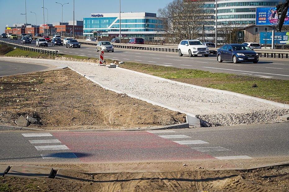 Przebudowa drogi rowerowej przy Blue City. Prace ju� przy Jutrzenki