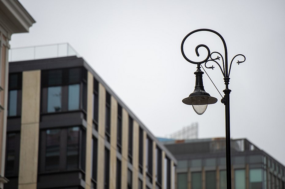 alt='Warszawa wymienia o�wietlenie. LED-y tak�e w stylu retro'