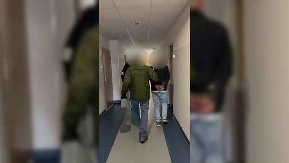 alt='Ucieczka przed policj� zako�czona zatrzymaniem. Kierowca by� poszukiwany'