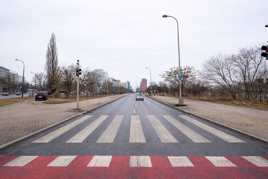 alt='Aleje Jerozolimskie do rozbudowy. Otwarto oferty w przetargu'